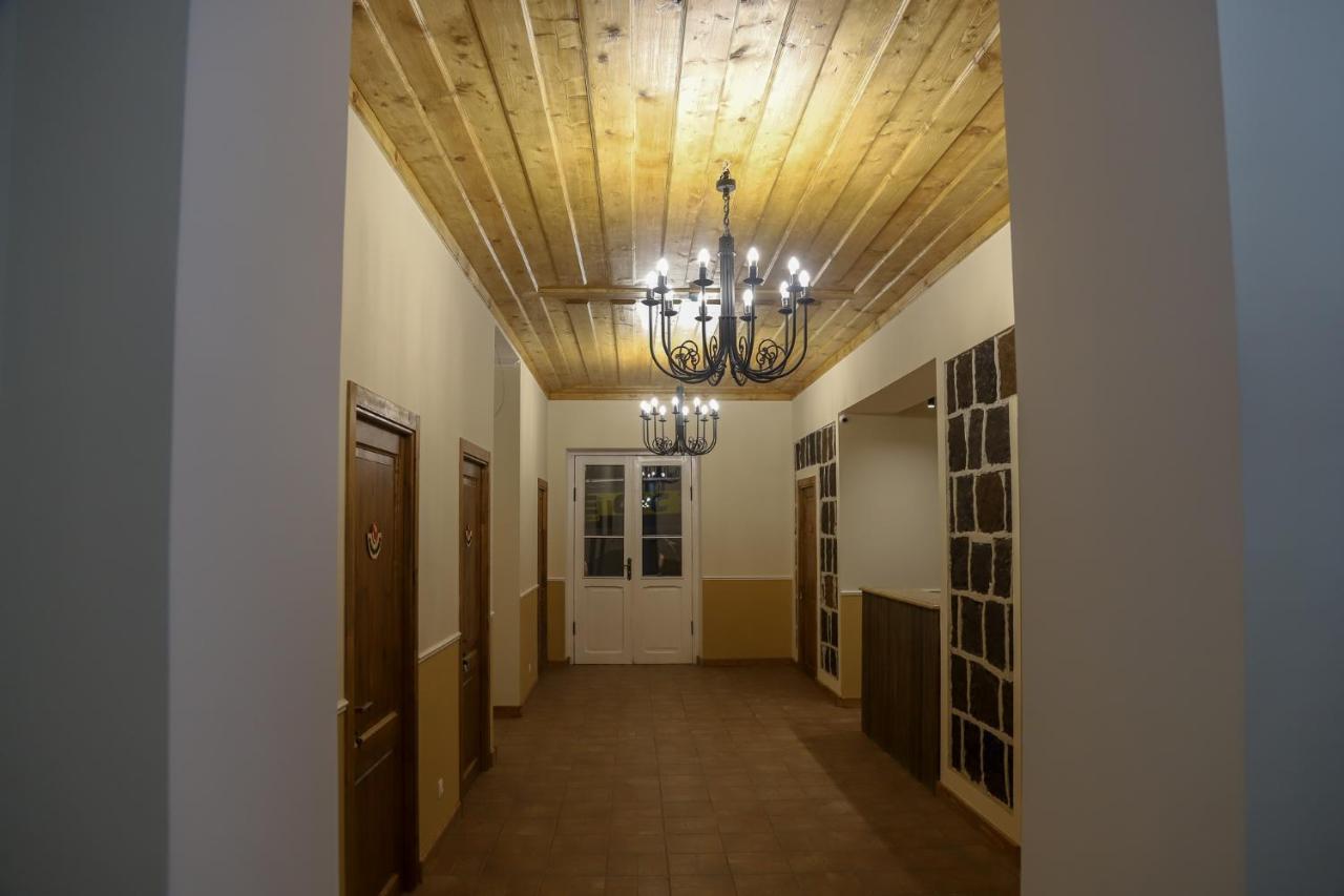 Nur Guest House Gjoumri Kültér fotó