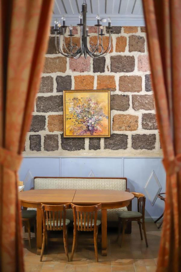 Nur Guest House Gjoumri Kültér fotó